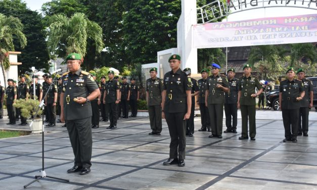 Danrem 042/Gapu Pimpin Ziarah Rombongan Peringati Hari Juang TNI AD Tahun 2022