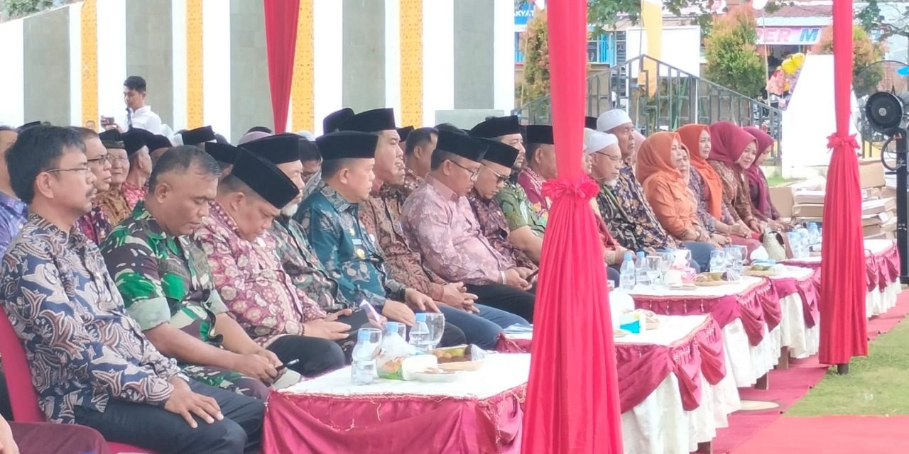 Kasdim 0420/Sarko Hadiri Acara Peresmian Kantor Bupati Merangin Serta Penyerahan Bantuan Hibah Untuk Masjid Dan Pasantren