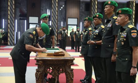 Jabatan Pangdam V/Brawijaya dan Aster Kasad Diserahterimakan