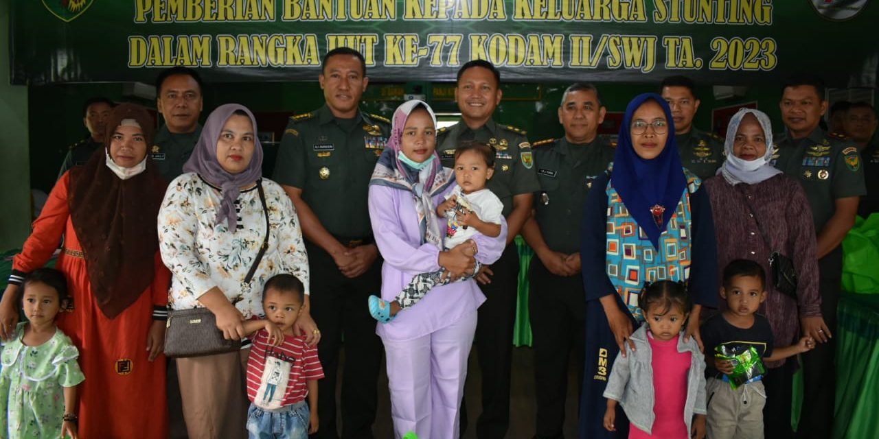 Sambut HUT Kodam II/Swj ke-77, Korem 042/Gapu Gelar Baksos Donor Darah dan Pemberian Sembako kepada Keluarga Stunting