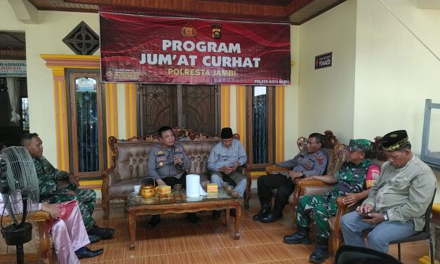 Jum’at Curhat, Kapolsek Kota Baru Dengarkan Curhatan Masyarakat Kelurahan Paal Lima