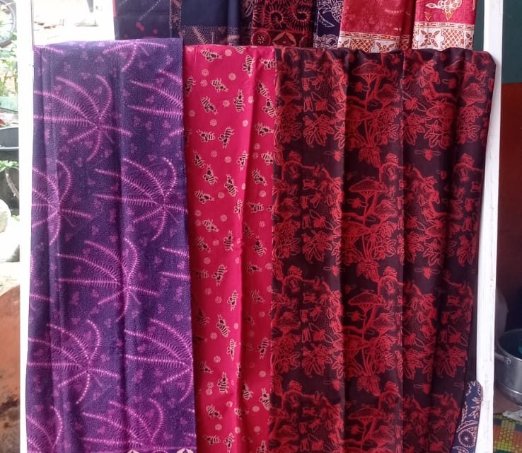 Kisah Inspiratif Seorang Ibu Rumah Tangga Dalam Mencintai Ilmu Seni Membatik