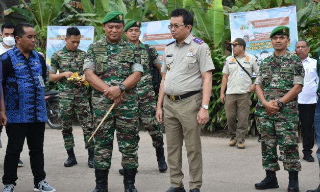 Danrem 042/Gapu Dampingi Gubernur Canangkan Satu Juta Patok Gema Patas di Kota Jambi