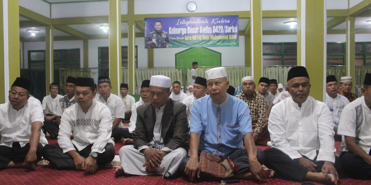 Keluarga Besar Kodim 0420/Sarko Selenggarakan Istighatsah Kubro
