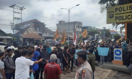 Buntut Dari 5 Petani di Desa Pematang Bedaro Ditahan, Mapolda Jambi Digeruduk Ratusan Masa SPI.