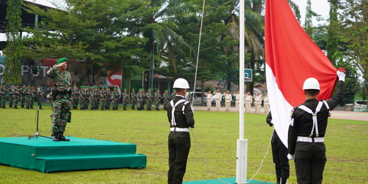 Korem 042/Gapu Gelar Upacara Bendera