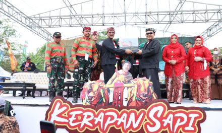 Kasad Buka dan Saksikan Lomba Karapan Sapi Piala Kasad Tahun 2023