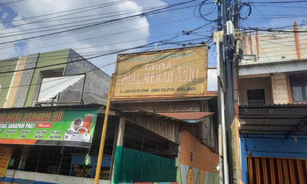 Keterangan Romianto, S.H.Disanggah Oleh Kepala Dinas Perumahan Rakyat Dan Kawasan Permukiman Kota Jambi Mahruzar,S.T.