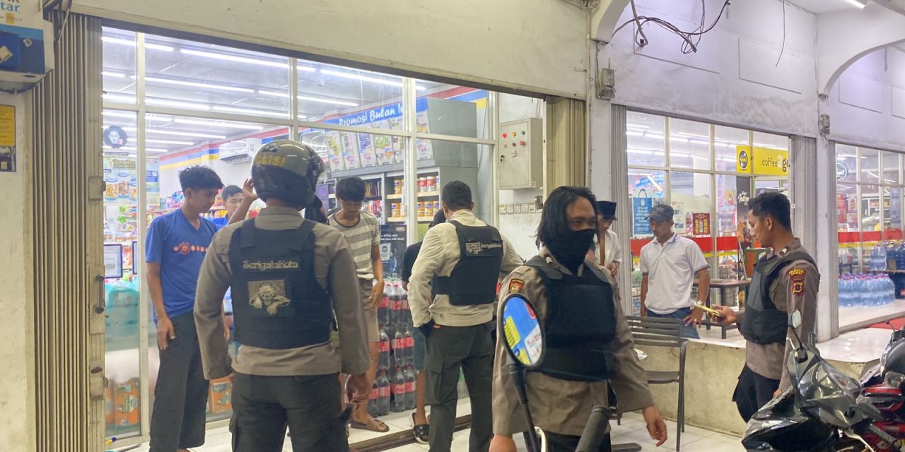 Diduga Akan Melakukan Perang Sarung 7 Orang Pemuda Diamankan Didepan Lorong Widuri 2.