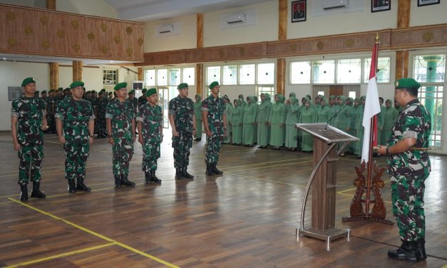 Komandan Korem 042/Gapu Pimpin Laporan Korps Perwira dan Pelantikan Kenaikan Pangkat Bintara dan Tamtama