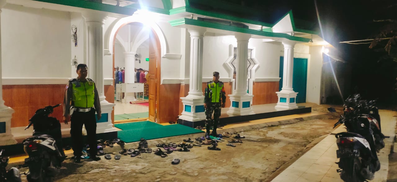 Babinsa Bhabinkamtibmas Tabir Bersinergi Pantau Wilayah