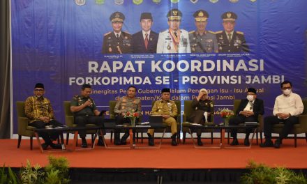 Danrem 042/Gapu Brigjen TNI Supriono Ikuti Rapat Koordinasi Forkopimda Se-Provinsi Jambi