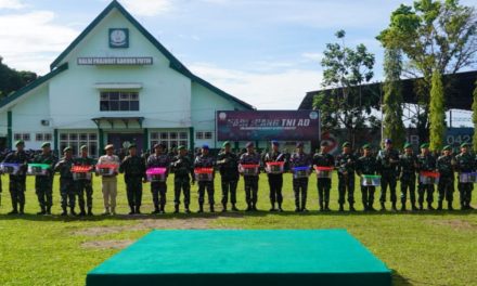 Korem 042/Gapu Bagikan Bingkisan Lebaran