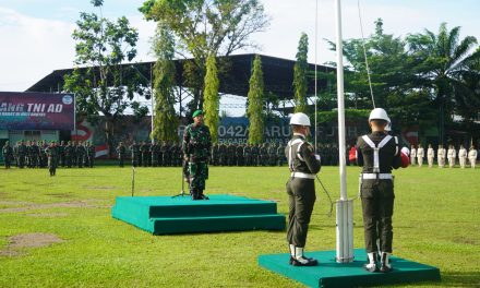 Pimpin Upacara Bendera 17-an, Kasrem 042/Gapu Bacakan Amanat Panglima TNI