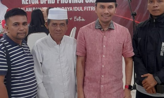 Redaksi Jurnal1jambi Memenuhi Undangan Halal Bihalal Ketua DPRD Provinsi Jambi Edi Purwanto.