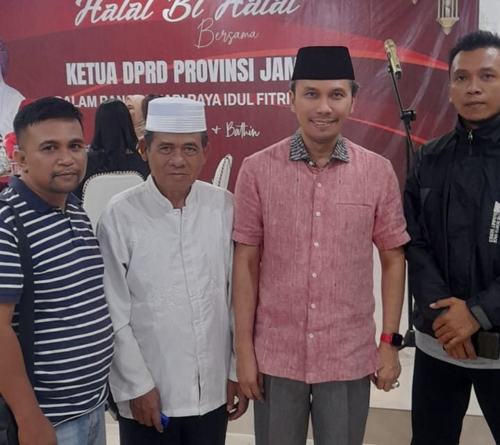 Redaksi Jurnal1jambi Memenuhi Undangan Halal Bihalal Ketua DPRD Provinsi Jambi Edi Purwanto.