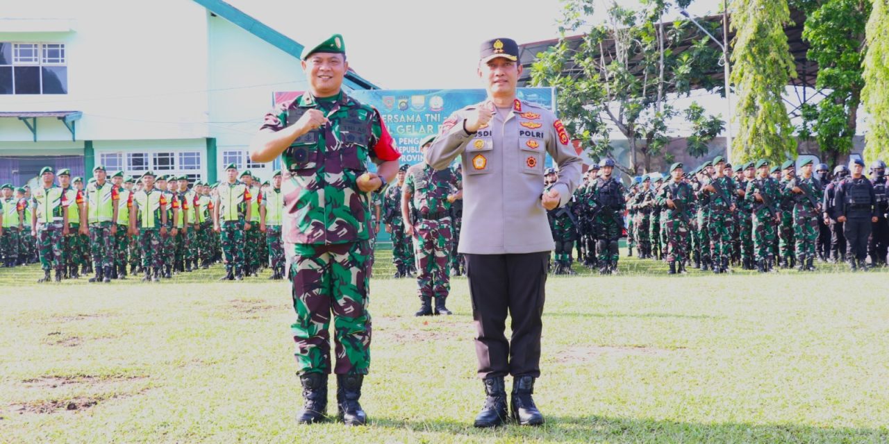 Apel Gabungan TNI dan Polri Dalam Rangka Pengamanan Kunjungan Kerja Presiden Ir. H. Joko Widodo Di Wilayah Provinsi Jambi.