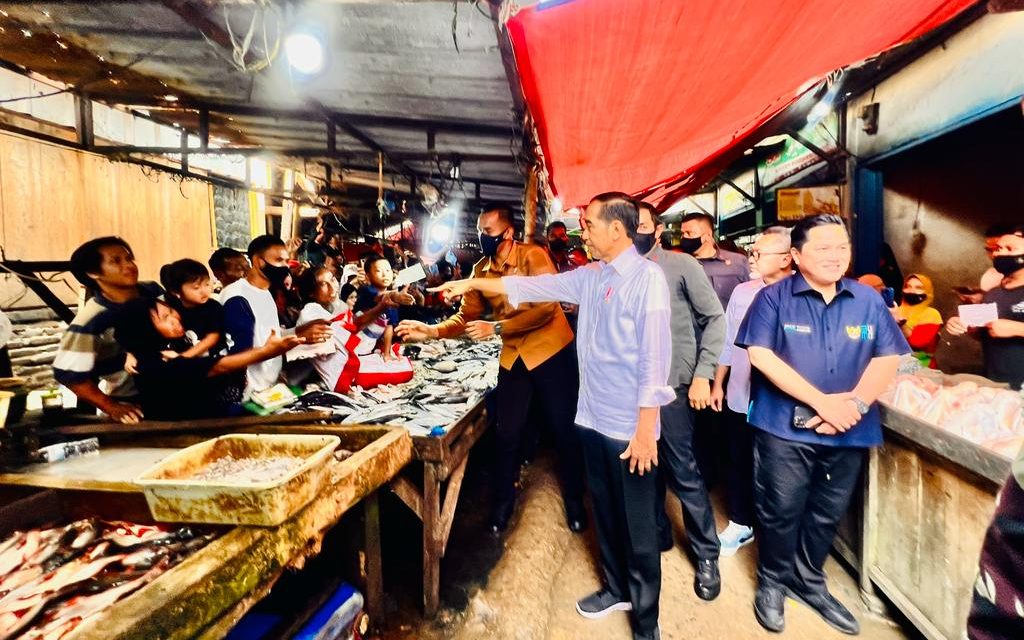 Kunjungi Pasar Natar Lampung, Presiden Tinjau Harga Komoditas Pangan