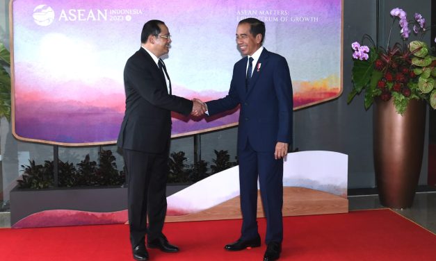 Presiden Jokowi dan PM Laos Bahas Peningkatan Kerja Sama Pemberantasan Perdagangan Manusia