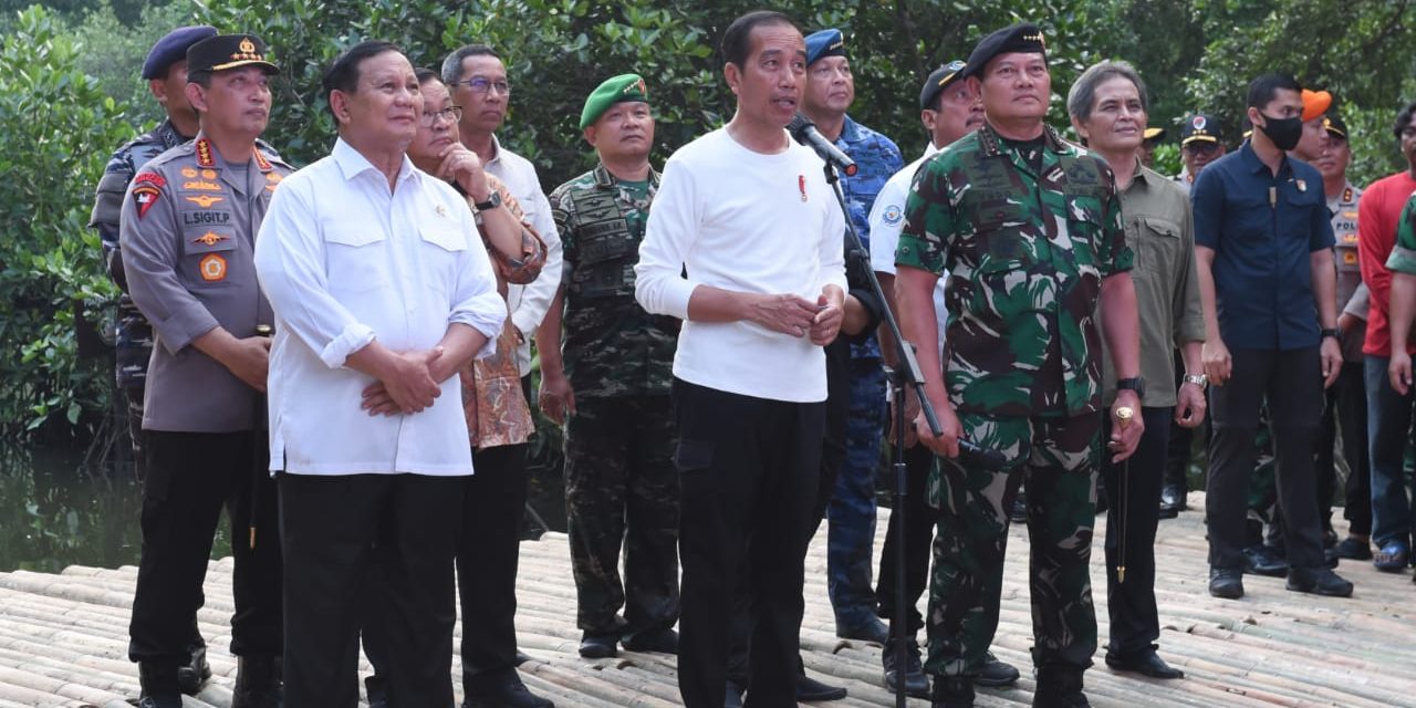 Kasad Dampingi Presiden Pada Acara Puncak Penanaman Mangrove Nasional