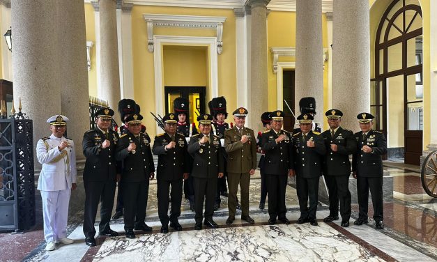 Bahas Profesionalisme Prajurit, Kasad Adakan Kunjungan Kehormatan Kepada Kasad Italia