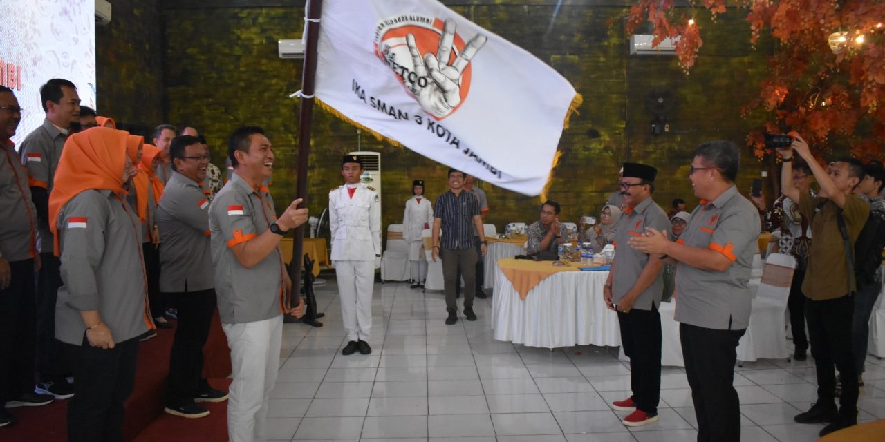 Pangdam II/Swj Mayjen TNI Hilman Hadi Hadiri Pelantikan Pengurus IKA SMAN 3 Kota Jambi Periode 2023 – 2026