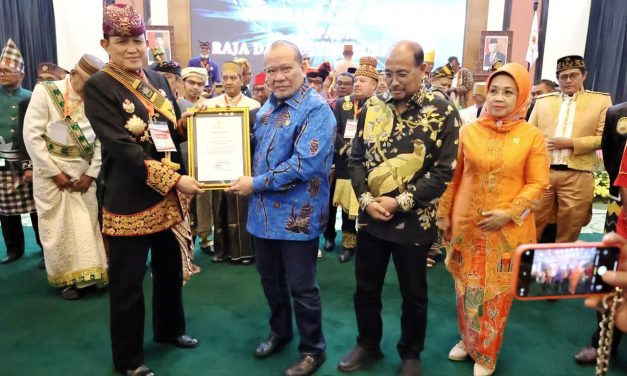 Silaturahmi Raja dan Sultan, Tuntut MPR Kembali Sebagai Lembaga Tertinggi Negara