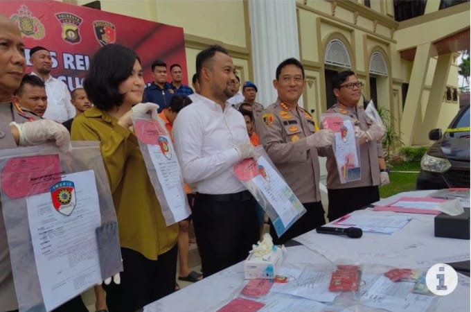 Polresta Jambi Tahan Enam Orang Tersangka Kasus Perdagangan Orang