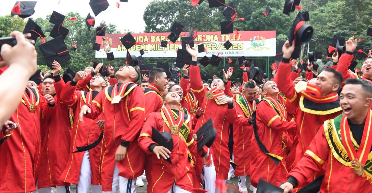 Kasad Tutup Pendidikan Taruna Akmil dan Mewisuda 356 Lulusan Akmil