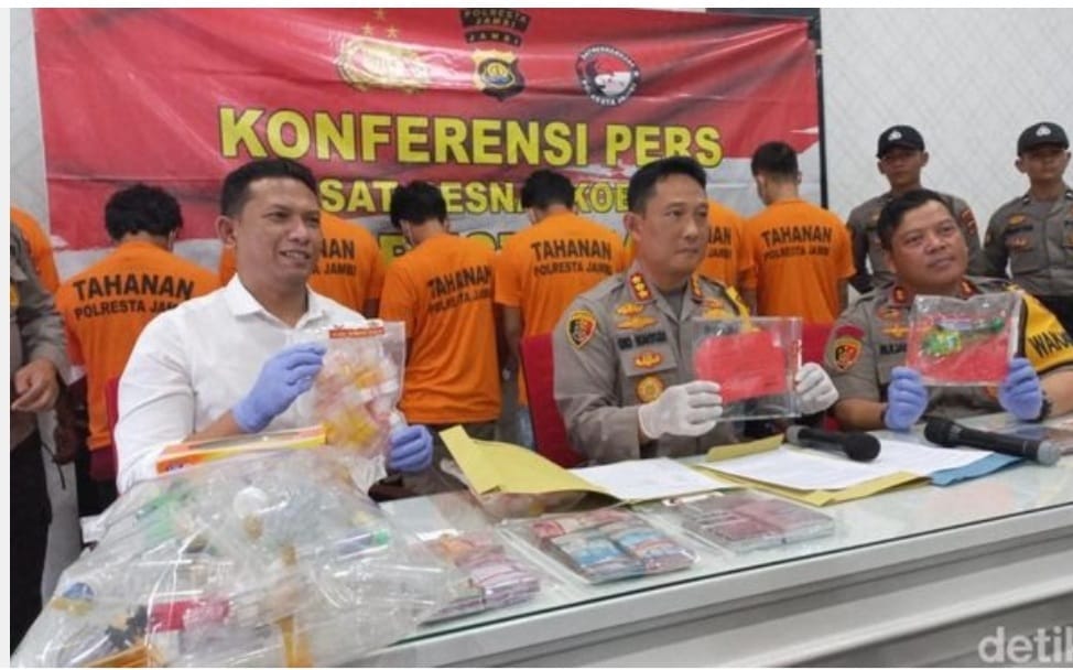 Terbaru Penangkapan Bandar Shabu Oleh Sat Narkoba Polresta Jambi Di Kawasan Pulau Pandan.