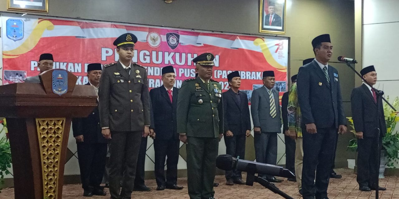 Pejabat Kodim 0420/Sarko Hadiri Pengukuhan Paskibraka