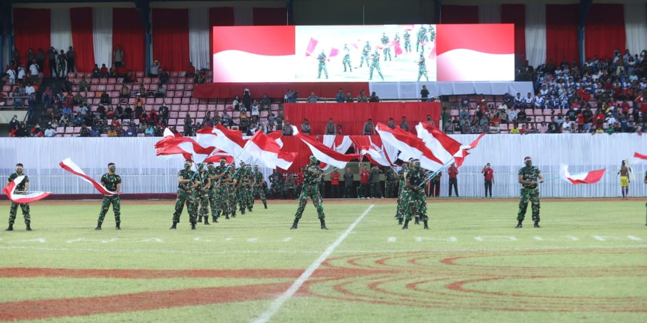 Kebahagiaan Jenderal Dudung Ditengah Keceriaan Masyarakat Papua