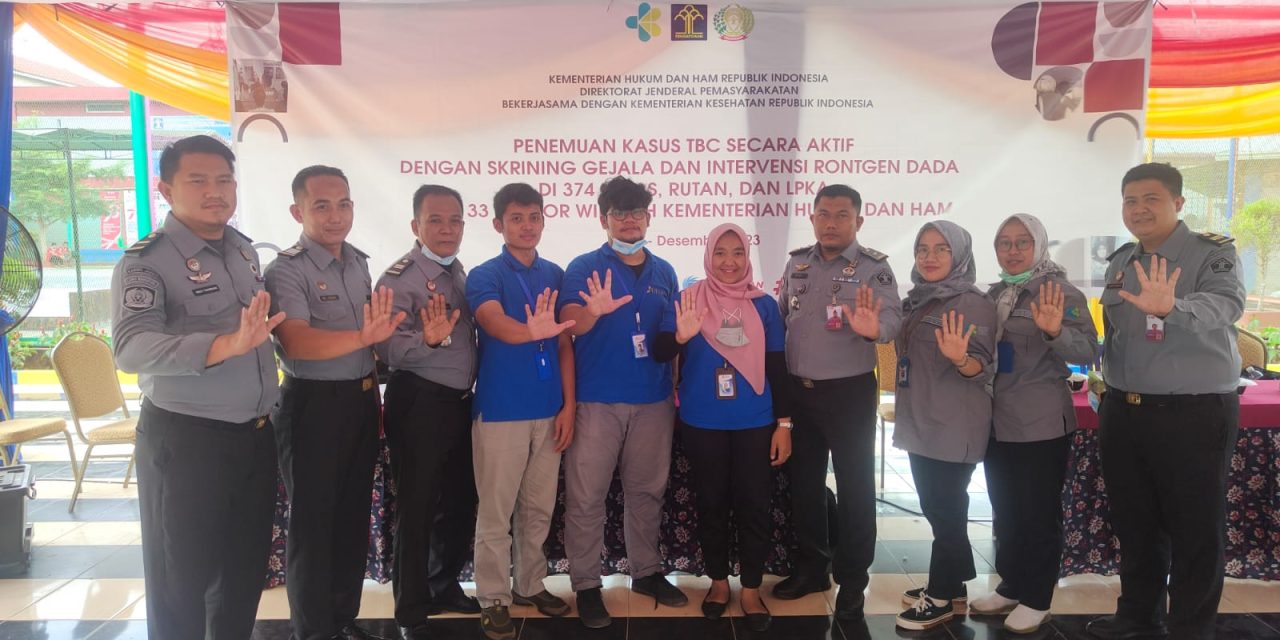 Sebanyak 200 org WBP Lapas Sabak Melaksanakan Skrining Gejala Dan Intervensi Rontgen Dada Untuk Menemukan Kasus TBC.