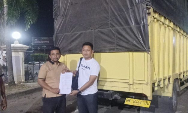 Satu Buah Mobil Truck Canter Bermuatan Minyak Ilegal Bayat Yang Hendak Dikirim Ke Pekan Baru Berhasil Diamankan Di Polda Jambi.