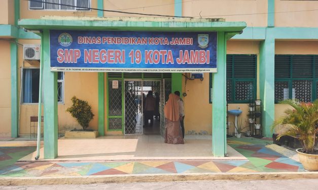 Arogansi Kepala Sekolah SMP N 19 Kota Jambi