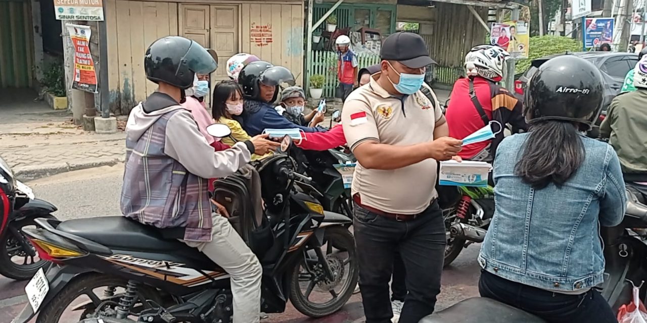 Peduli Sesama, PWRI Jambi Bagikan Ribuan Masker Gratis untuk Masyarakat