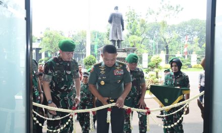 Kasad Resmikan Penggunaan Mess Berland Serta Gedung Sandi dan Siber Forensik TNI AD