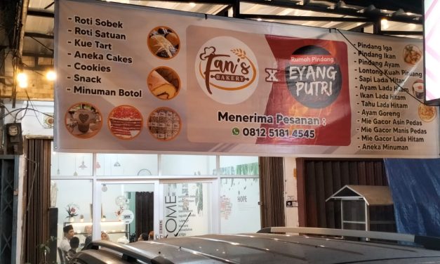 Dua Beradik “Sumitro” Mendirikan Toko Roti Dan Rumah Makan.
