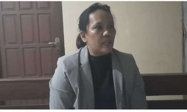 DI Duga Akibat Herarki Kepangkatan,2 Unit Mobil Yang Di Titipkan Di Polsek Mestong Tidak Bisa Di Ambil Pemilik nya Sendiri.