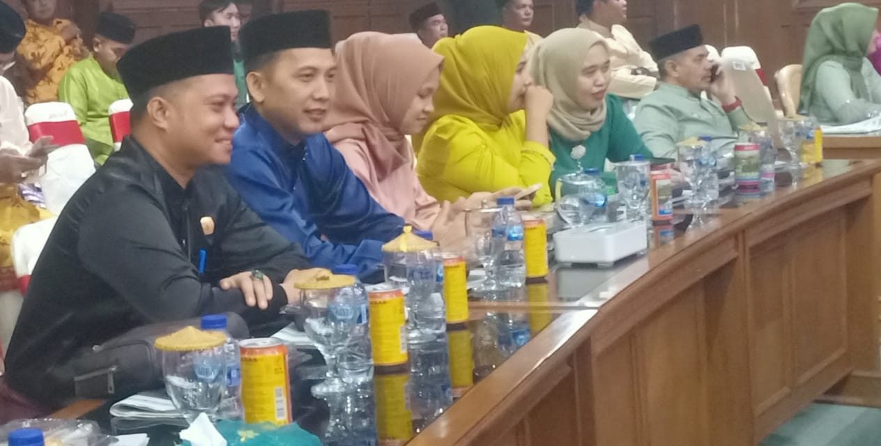 Ketua DPC Partai Demokrat Kabupaten Muaro Jambi Asnawi Rifai.m.pd Menghadiri peringatan Hari Ulang Tahun Kabupaten Muaro Jambi ke 24 Tahun 2023