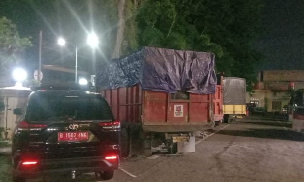 Kembali Satu Unit Mobil Truk Diamankan Anggota KUD Fajar Pagi Ke Mapolda Jambi.