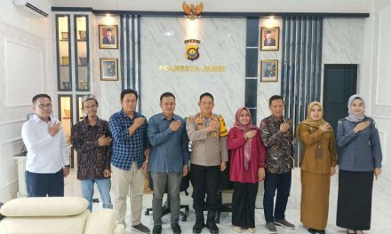 Kapolresta Jambi Terima Kunjungan Silaturahmi Bawaslu Kota Jambi Rangka Persiapan Pemilu 2024.