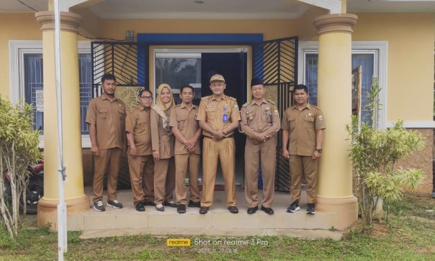 Camat Jaluko Suharyanto S.H.I pimpin apel pagi di desa pematang gajah