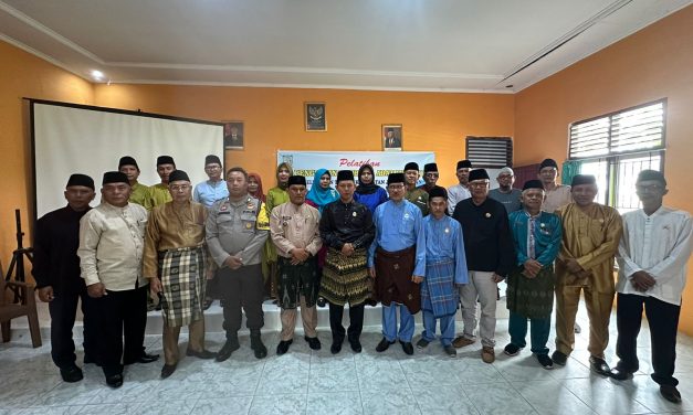 Bhabinkamtibmas Polsek Jambi Selatan Hadiri Pelatihan penguatan Lembaga Adat Melayu (LAM).