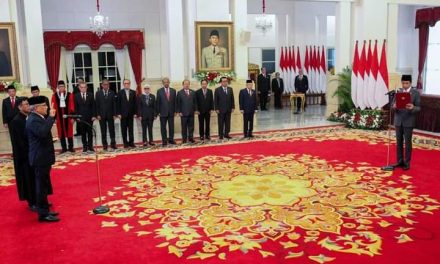 Presiden RI Resmi Melantik IRJEN POL Marthinus Hukom Sebagai Kepala BNN RI