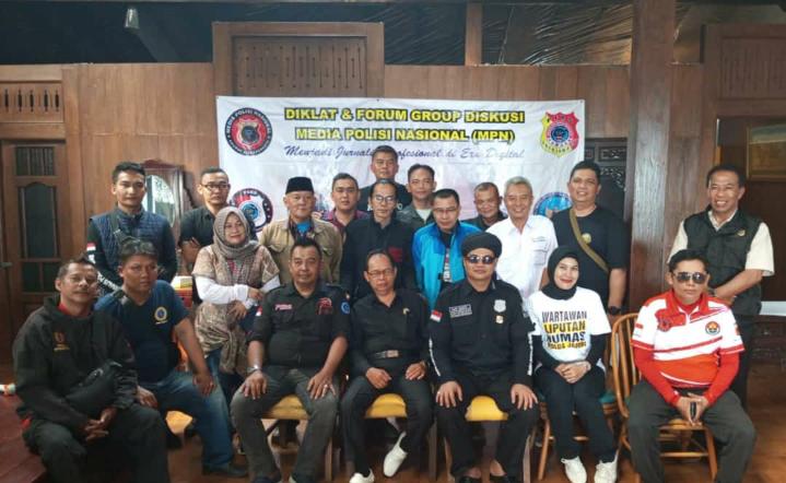 Diklat Dan Forum Group Diskusi Media Polisi Nasional (MPN) Menjadi Jurnalis Profesional Diera Digital