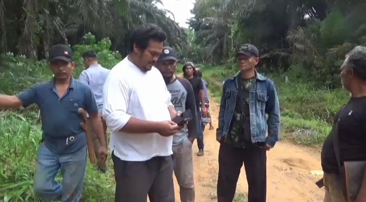 Puluhan Masyarakat Petani Sawit di Sungai Gelam Nyaris Bentrok dengan Preman Koperasi BAM