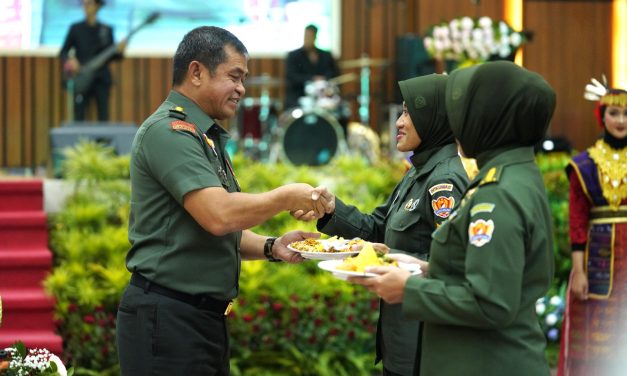 Hadapi Era Teknologi Informasi, Kasad Minta Kowad Adaptif dan Kembangkan Kompetensi Diri