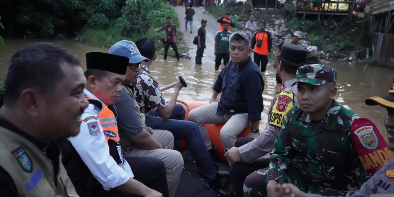 Dandim 0416/Bute bersama Forkopimda Dampingi Kunjungan Gubernur Jambi ke Lokasi Bencana Banjir