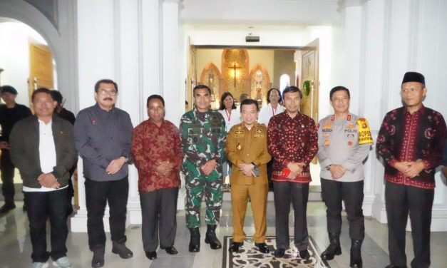Danrem 042/Gapu Cek Pengamanan Malam Misa Natal di Jambi